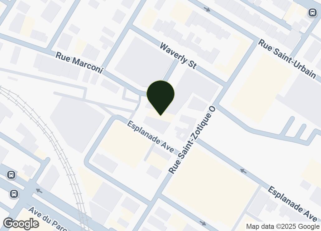 Map showing location at 45.530105, -73.61563