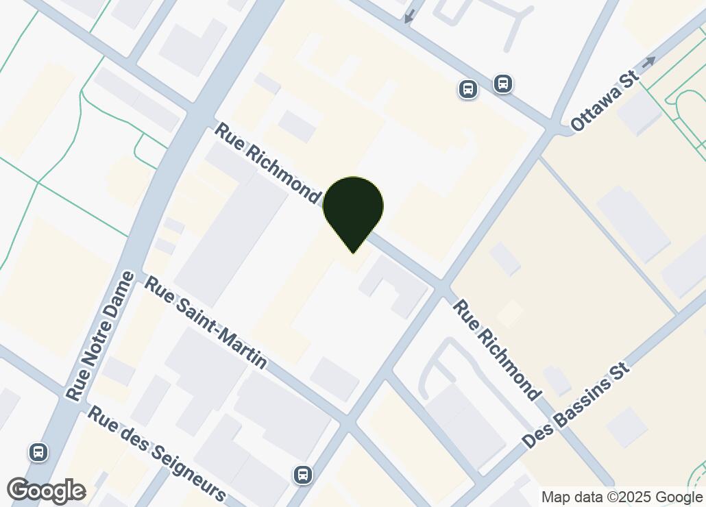 Map showing location at 45.4884779, -73.566762