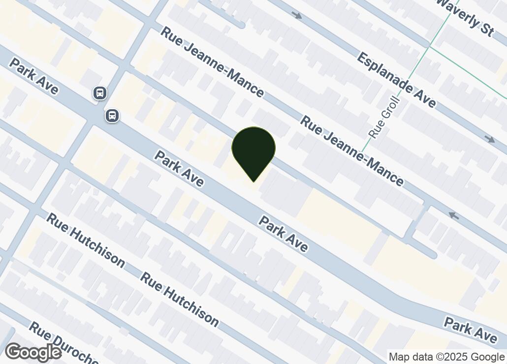 Map showing location at 45.5216882, -73.6004776