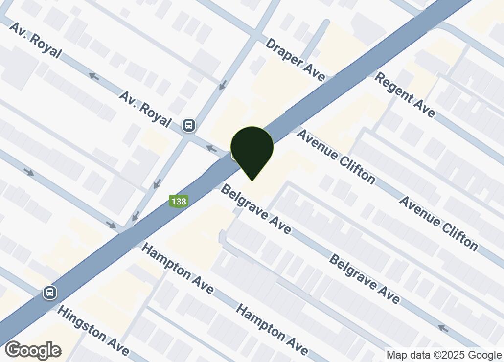 Map showing location at 45.4686373, -73.6191598