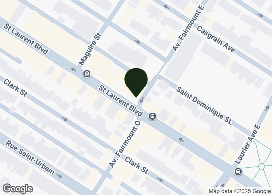 Map showing location at 45.5240853, -73.5946844