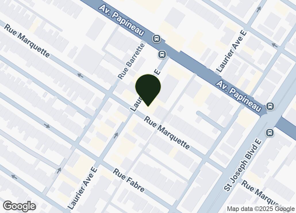 Map showing location at 45.5353661, -73.5817987
