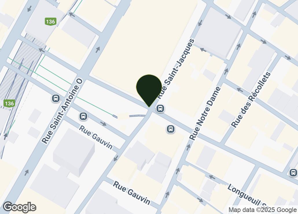 Map showing location at 45.5013151, -73.5603975