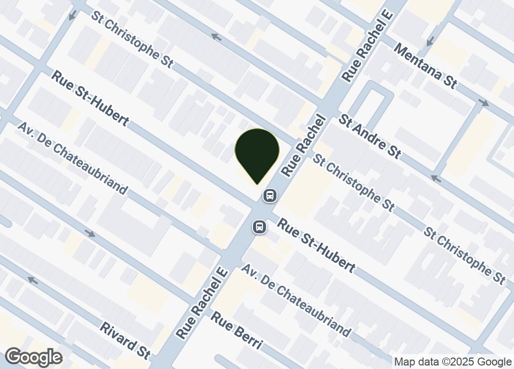 Map showing location at 45.5237157, -73.576651