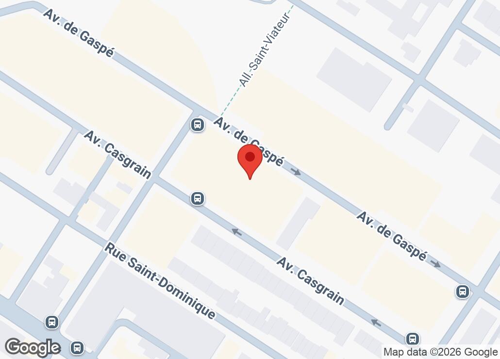 Map showing location at 45.5270806, -73.59677