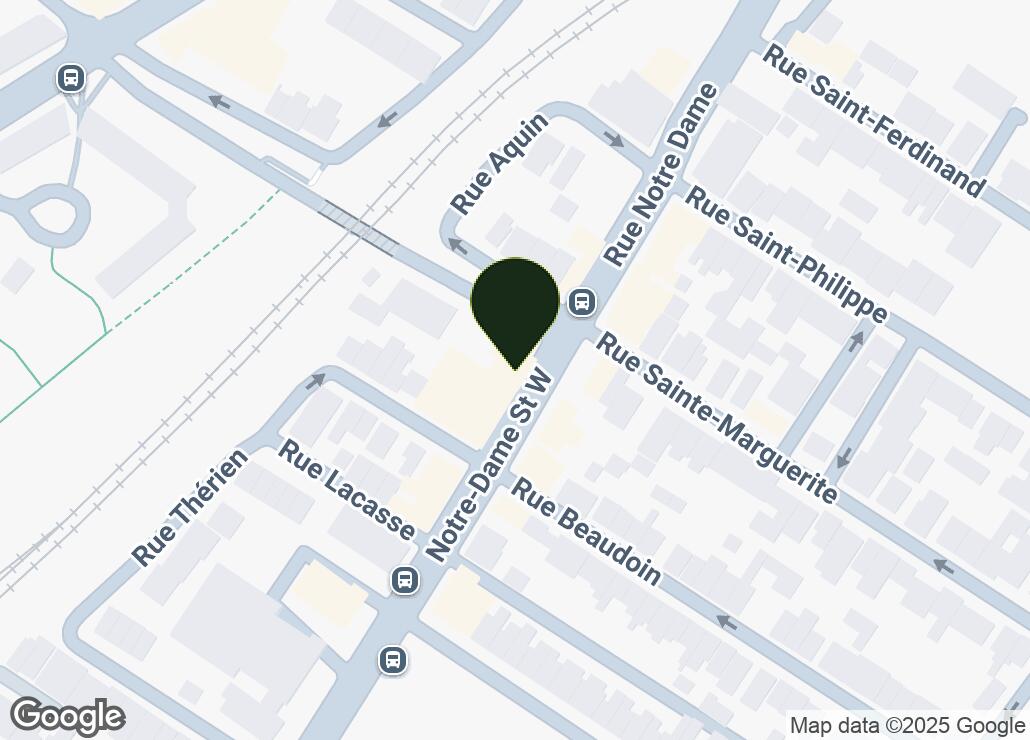 Map showing location at 45.4752113, -73.5867681