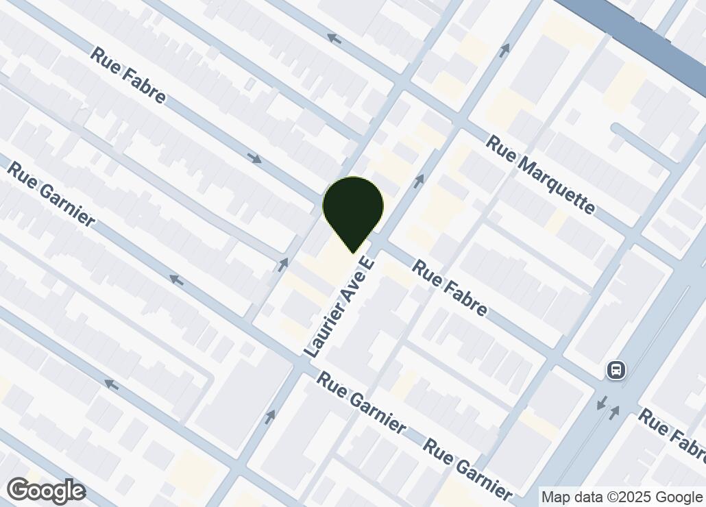 Map showing location at 45.5345931, -73.5829075