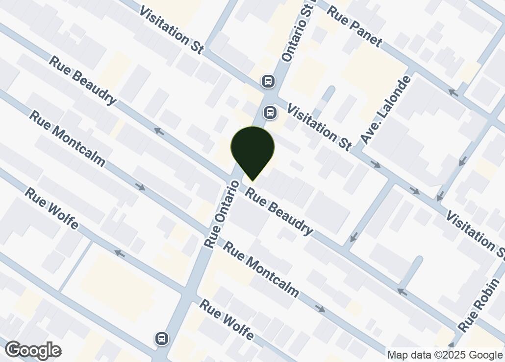 Map showing location at 45.5215389, -73.5619239