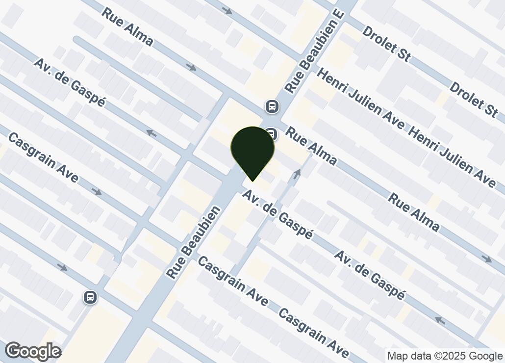 Map showing location at 45.5319311, -73.606661