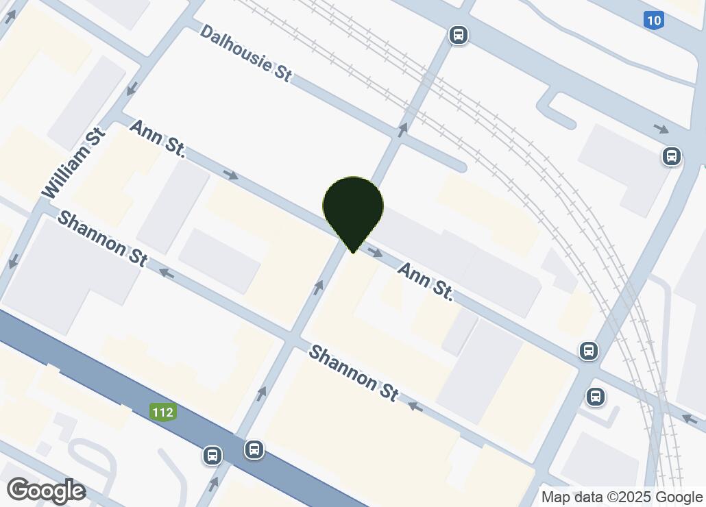 Map showing location at 45.4951136, -73.558456
