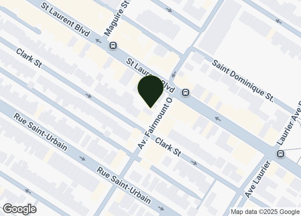 Map showing location at 45.5236154, -73.5950023