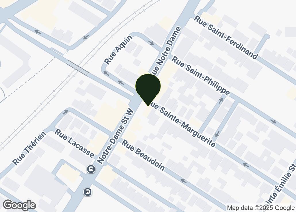 Map showing location at 45.4752483, -73.5862983