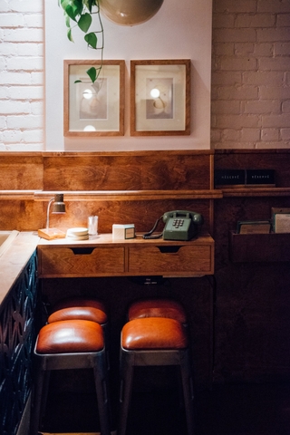 Bar Henrietta : charming bar in the Mile-End - Tastet