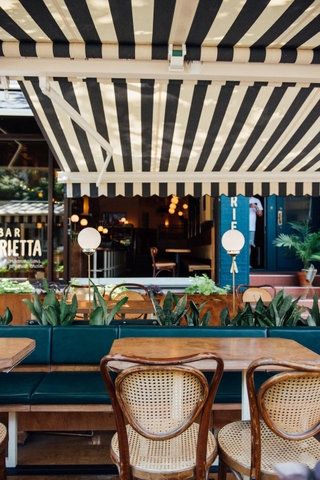 Henriettta – Bars & Cocktails – So Montréal