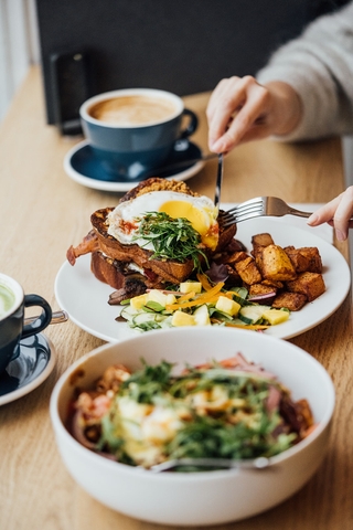 sandiwhc déjeuner le toasteur poutine déjeuner