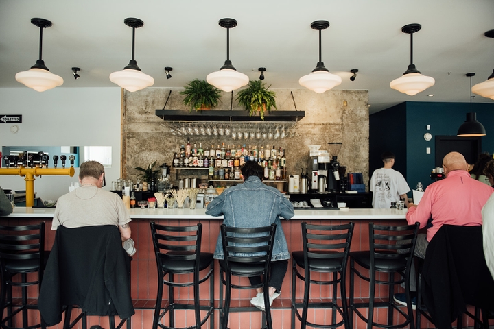 Café Monk: Coffee, food, drinks & urban farm on Monk - Tastet